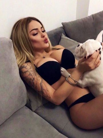 Ева